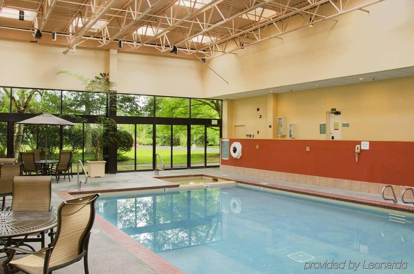 Doubletree By Hilton Seattle Airport/southcenter Hotel