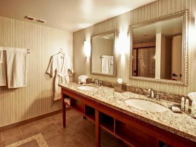 Doubletree By Hilton Seattle Airport/southcenter